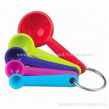 Silicone baby's soft feeding spoon